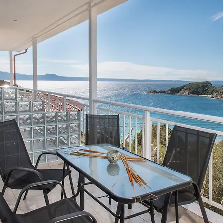 Demi شقة فندقية *