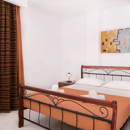 Demi Aparthotel