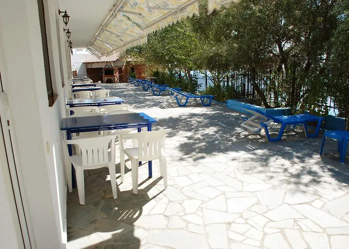 Ξενοδοχείο με διαμερίσματα Demi