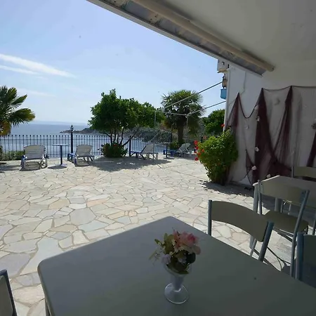 Demi Hotel de apartamente Ammouliani
